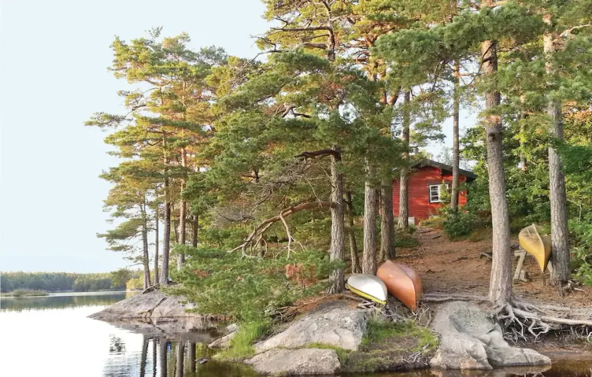 Lovely home in Lilla Edet with house sea view - Image 1