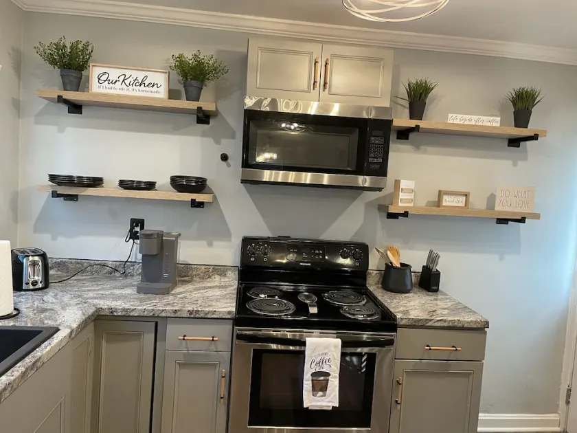 CozyCottage Less than 10 minutes from Downtown Atlanta - Image 1
