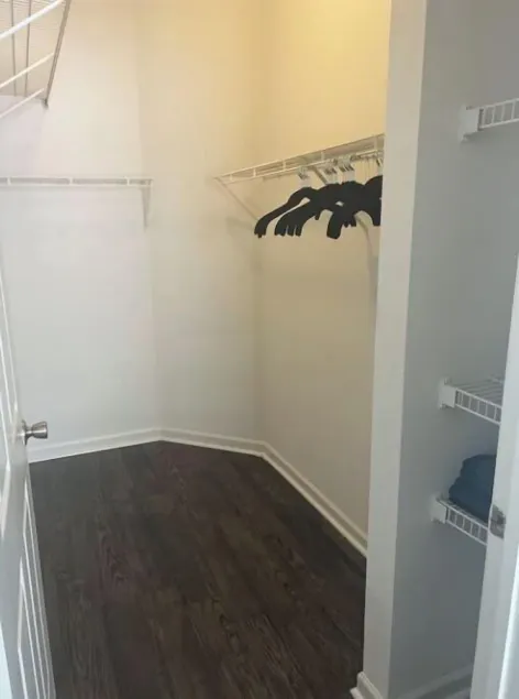 Family Friendly Spacious apartment with amazing amenities - Image 1