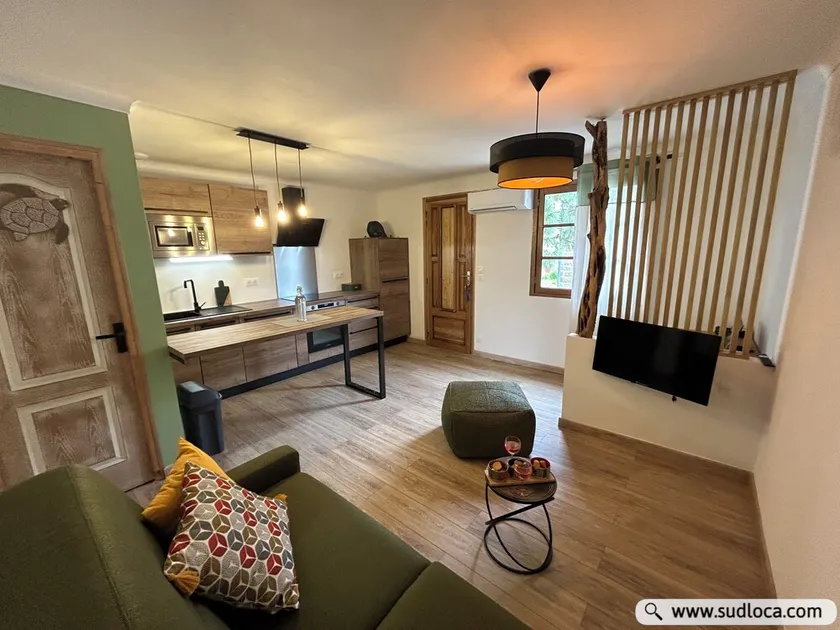 A 10 mn des Plages, Appartement Refait à Neuf au Cœur D'un Village Authentique - Image 1