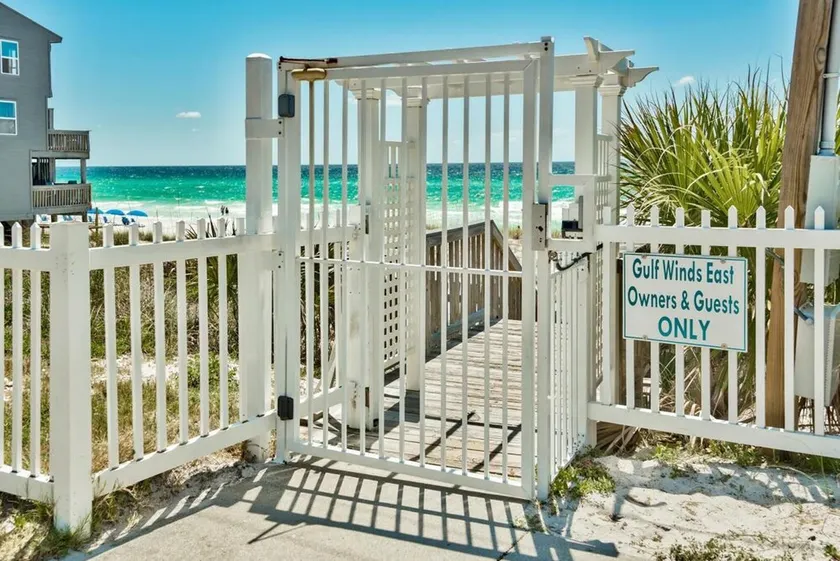 Gulf Winds East #47 - Image 1