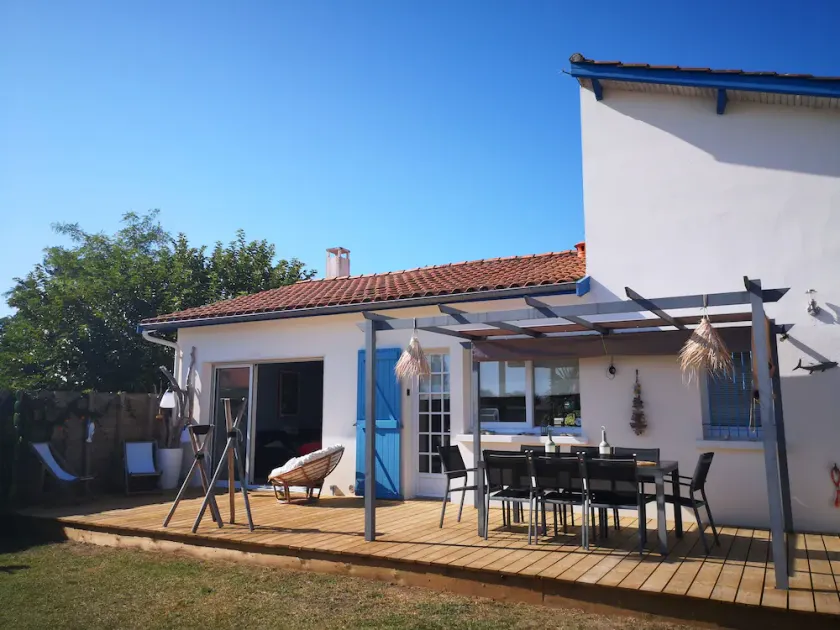 Maison Ile d'Oleron, 3 étoiles, proche de la plage de Gatseau, 8 pers, 4 ch - Image 1