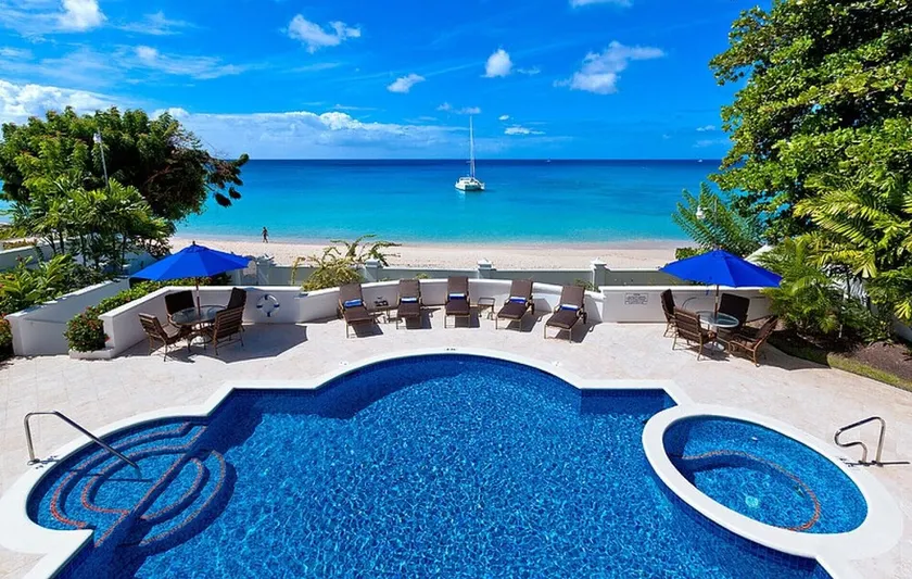 Fosters House - Storslået 4 værelses villa på Reeds Bay - Beachfront Bliss !! - Image 1