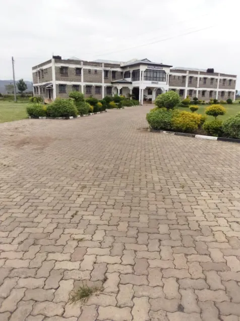 Dayton Hotel - Image 1