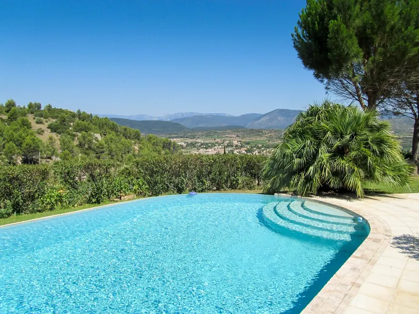 Villa med privat pool och fantastisk utsikt. - Image 1