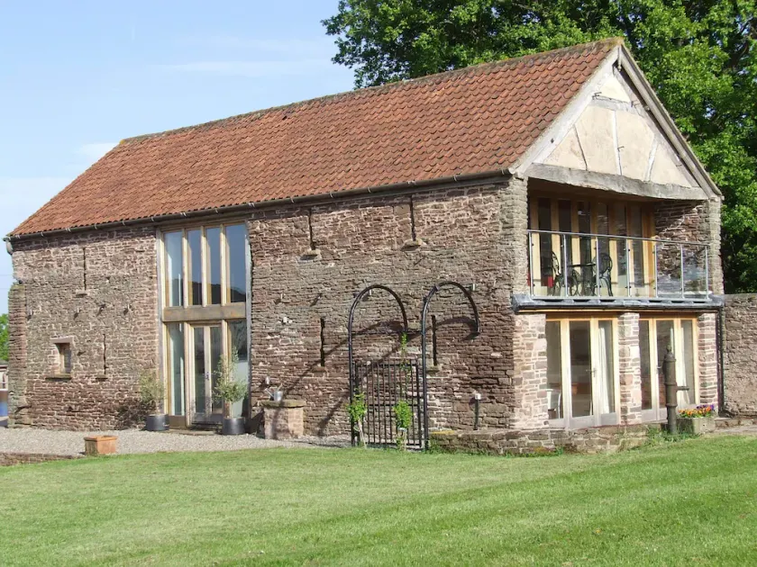 Barn Conversion in a peaceful location ideal for exploring the Welsh borders. - Image 1