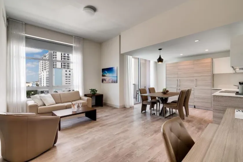 Global Rent Apart - Costa Hollywood - Image 1