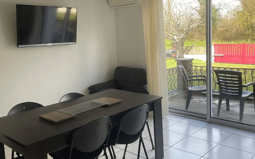 Sommerhuset \"Gorria Etxea\" for dit ophold uforglemmeligt ... - Image 1