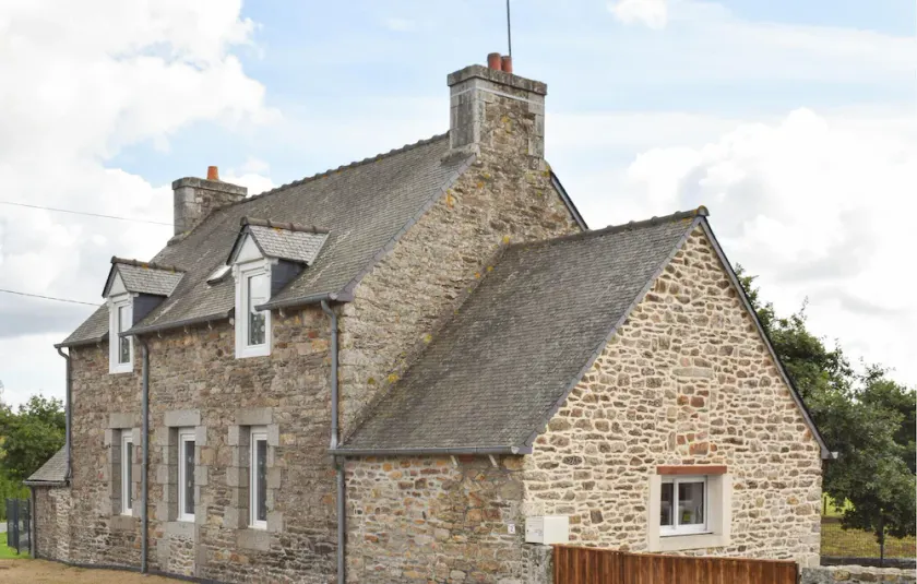 2 Bedroom Awesome Home In Brélidy - Image 1