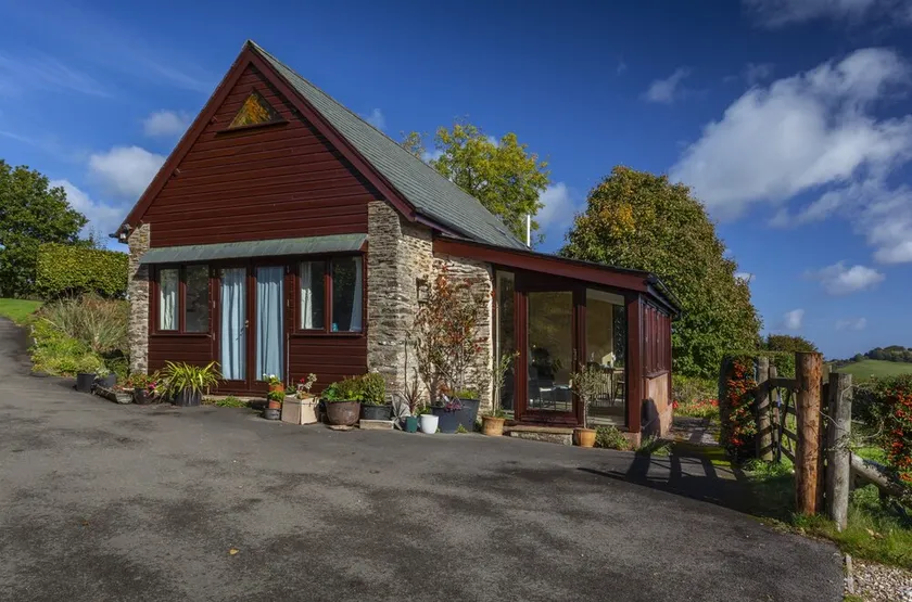Putham Barn in Cutcombe - Image 1