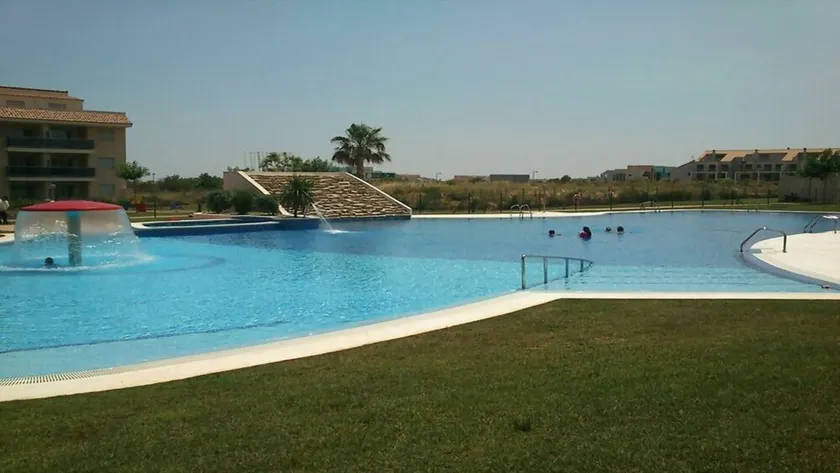 \"UN SALTO PER IL PARADISO ........ VACANZE TUTTO L'ANNO\". - Image 1