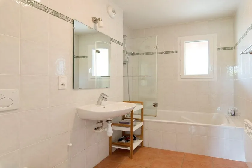 Villa de luxe en Ardèche | Villa Lavande | 2 chambres | Piscine privée | Parfait pour les familles - Image 1