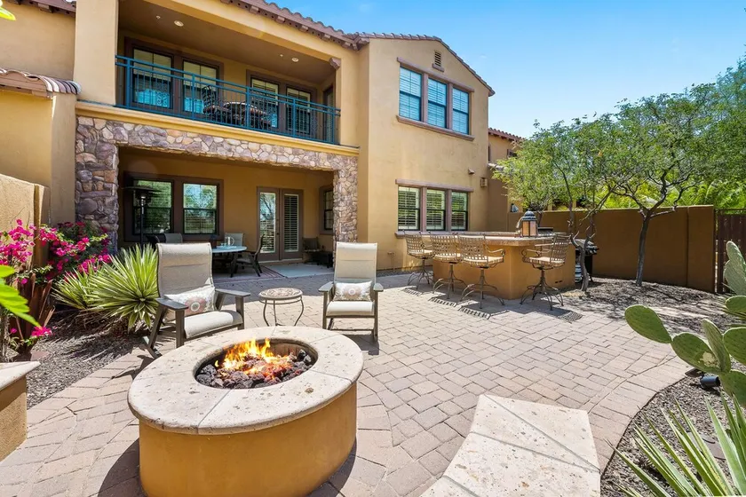 Desert Dream Stay: Tuscan Townhome w/ Sunset, Golf & Mountain Views - Image 1