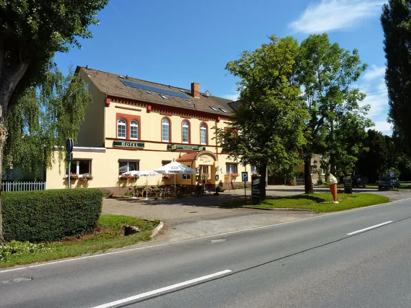 Kyffhäuserhotel "Goldene Aue" - Image 1