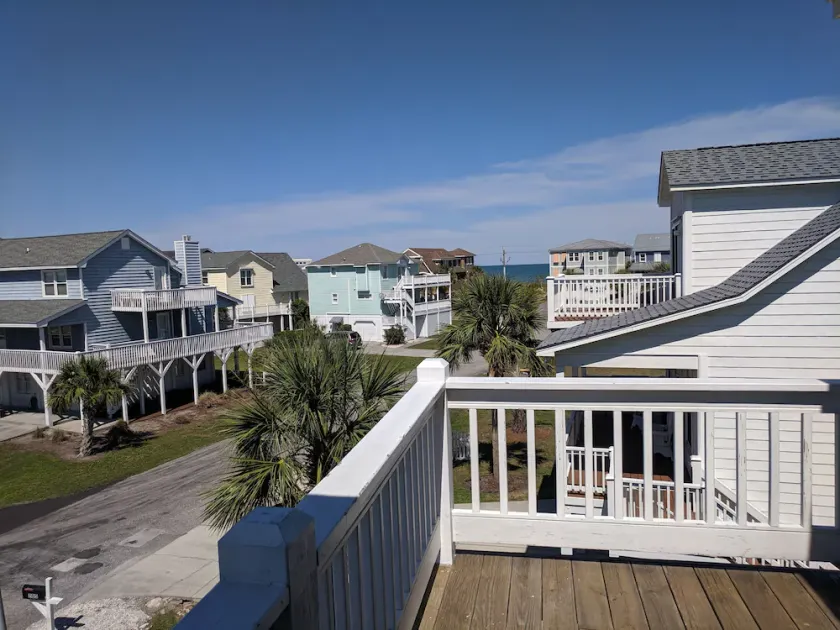 Jeu extérieur: 4 BR / 3. 5 BA maison unifamiliale à Kure Beach, pour 10 personnes - Image 1