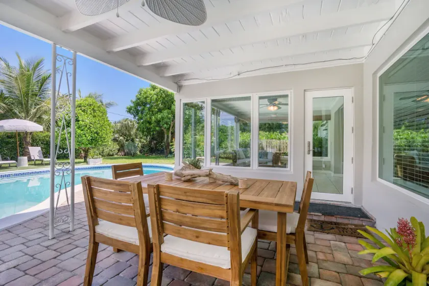 Boutique Home with Pool  - Image 1