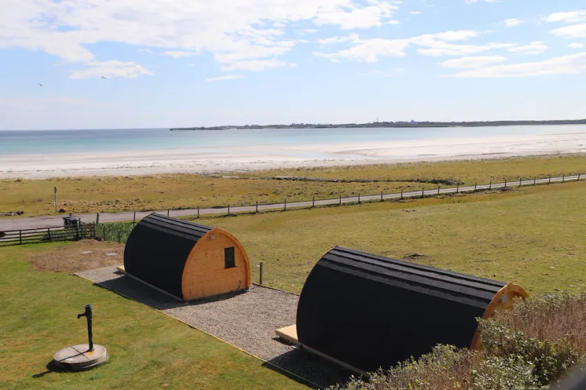 Kirkapol Pod Sleeps 2 With Ocean Views - Image 1