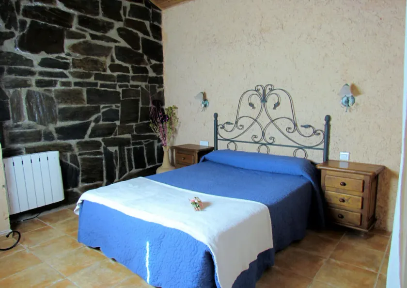 Rural Apartment in Las Hurdes (Cáceres) AT-CC-00260 - Image 1