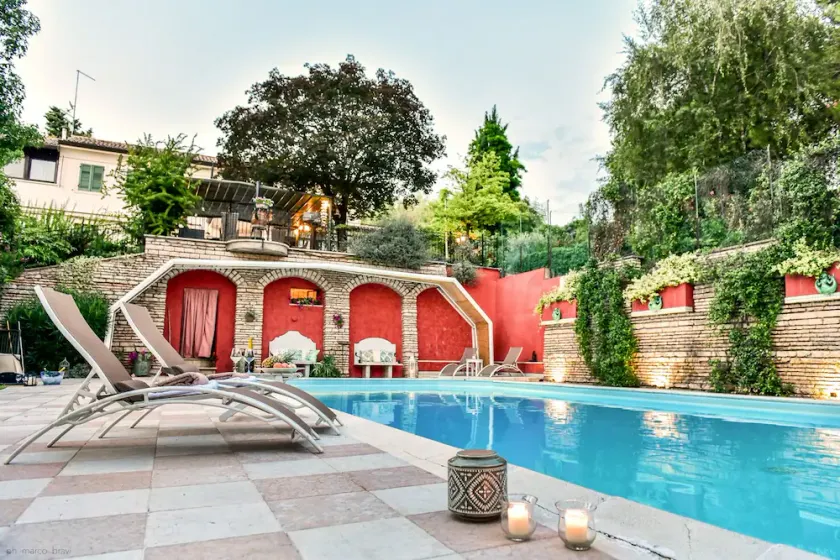 ELEGANT HOLIDAYHOUSE PRIVAT POOL FITNESS AREA STORA GARDEN GREEN CITY OF CITY - Image 1
