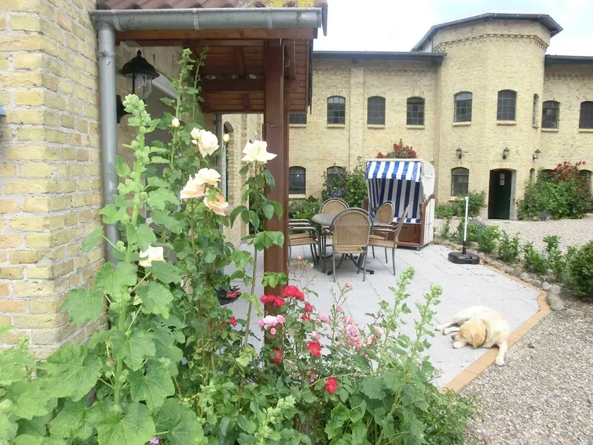 Apartment courtyard - Ferienhof Börsby - Apartment courtyard - Image 1
