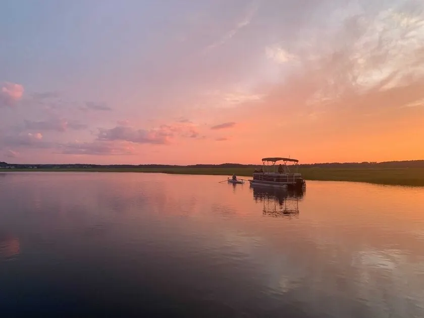 Coastal Cottage on Private Island, overlooking the Essex Great Marsh - Image 1