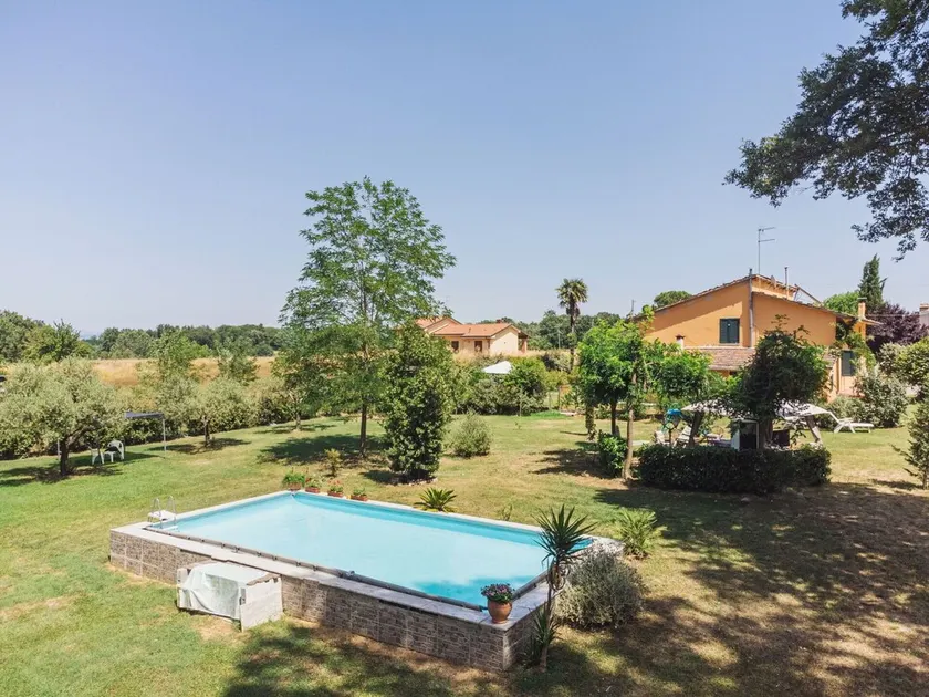 Vacation Home i Castelfranco Di Sotto med 2 sovrum som kan rymma 4 - Image 1