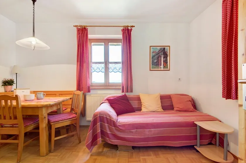 Appartamento 'Ferienwohnung 4' con giardino in comune, balcone e Wi-Fi - Image 1
