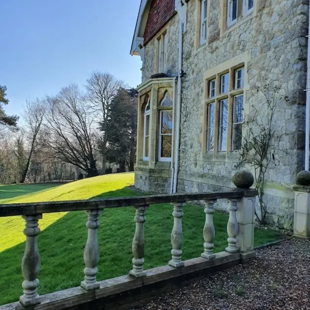 Historic Manor House - Sleeps 16 - Pool & Hot Tub - Image 1