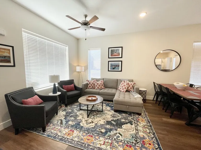New - Lookout Views 2 Br/2BA Sleeps 8 next to OddStory Brewery! Pet friendly! - Image 1