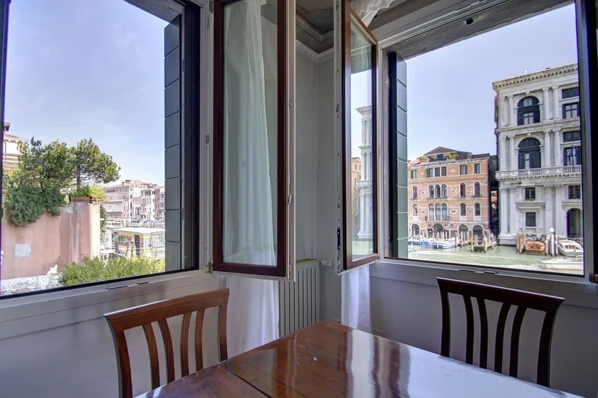 6 WINDOWS! GRAND CANAL PANORAMA ANSICHT, Aircond, Wifi - Image 1