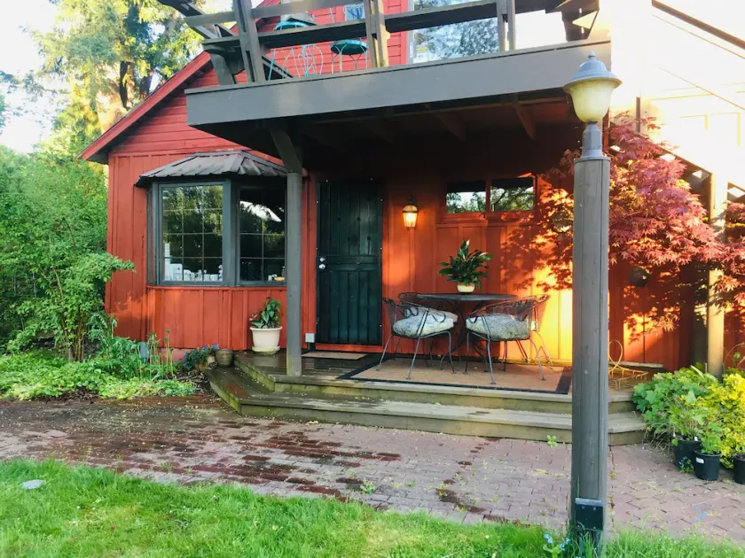 BunkHouse Retreat på Minto-Brown Island Salem Oregon - Image 1