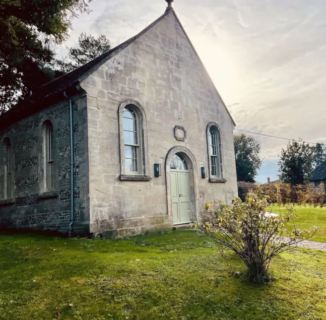 Newly converted, hilltop Chapel - Image 1