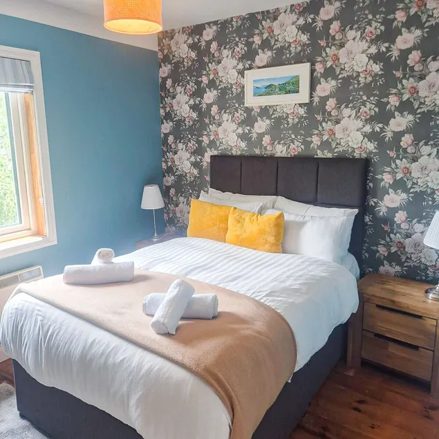 Dingle Town Holiday Home by Trident Holiday Homes - Image 1