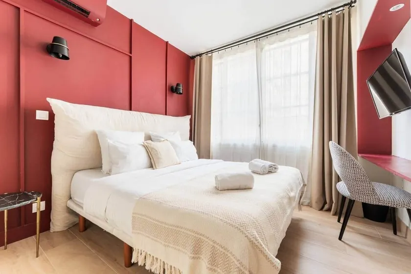 Eiffel Tower - 4 bedrooms Air Conditioning - Image 1