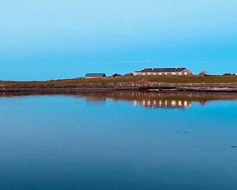 Beside-The-Tide Luxury on the Sea Near Kinvara! - Image 1