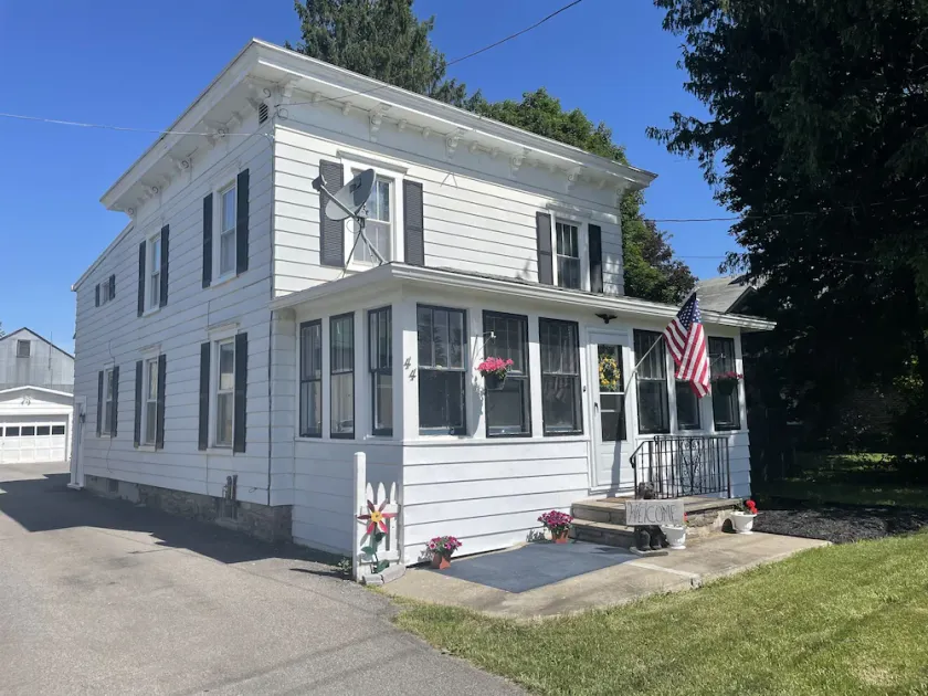 The Luey House - New renovation in Oneonta 5 bedrooms, 2 bath rental. - Image 1