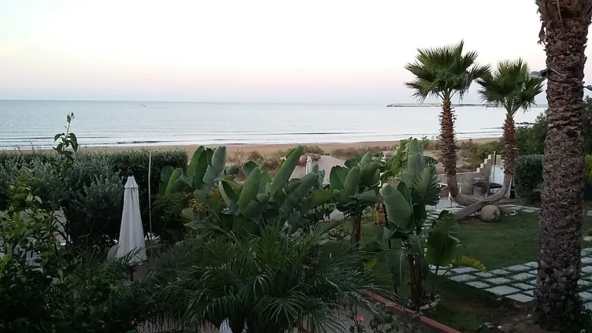 Lejlighed i villa ved havet - Image 1