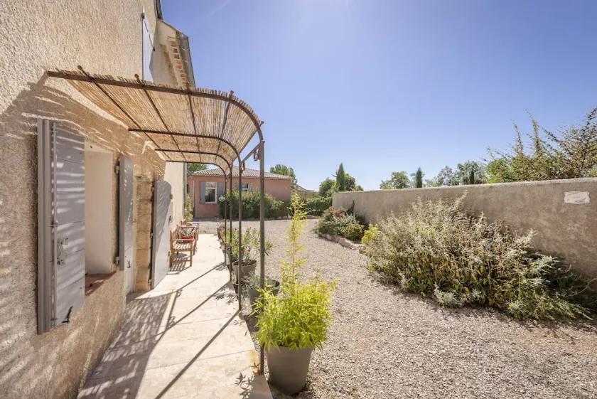 Farmhouse i midten af ​​Provence - Image 1