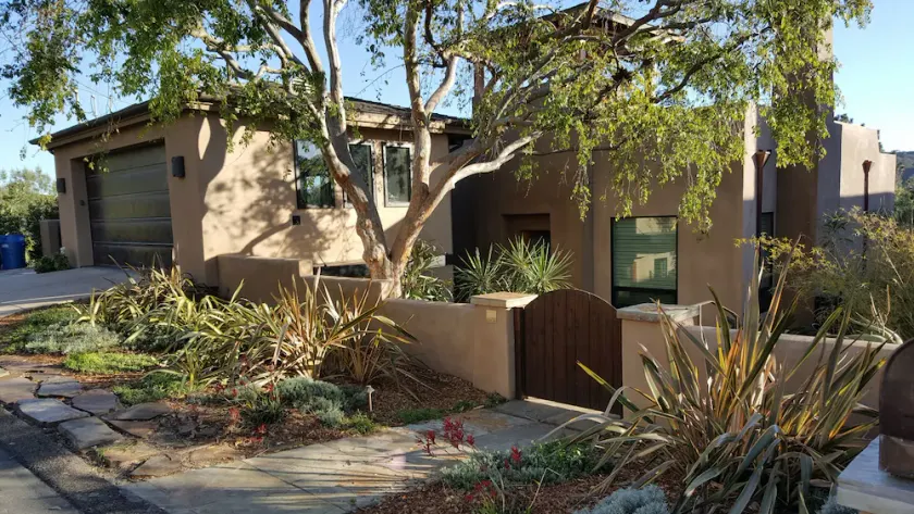Garden Studio, Walking Distance to Ocean, Lagoon, State Park, & Restaurants - Image 1