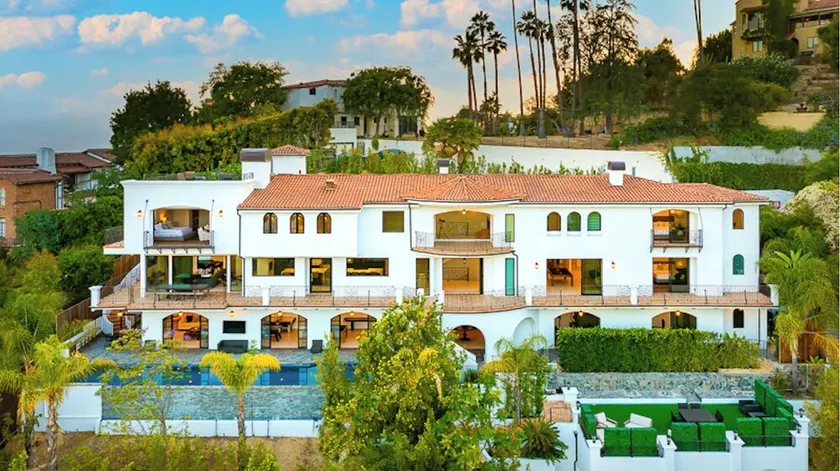 Luxury Resort Style Hollywood Hills Villa - Image 1