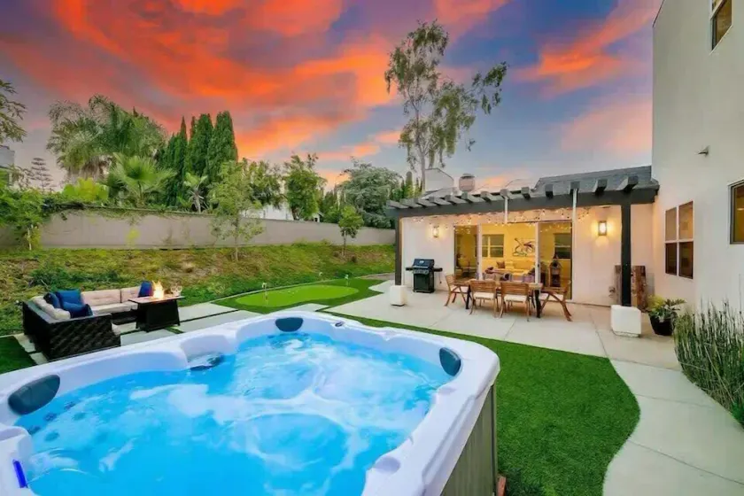 Oceanside Oasis: Fire Mountain Retreat - Image 1