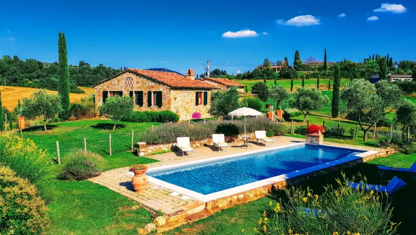 Oberoende hus med privat pool - Image 1