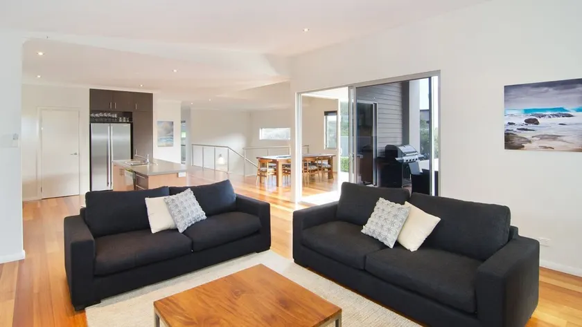 Grunters Beach House - Image 1