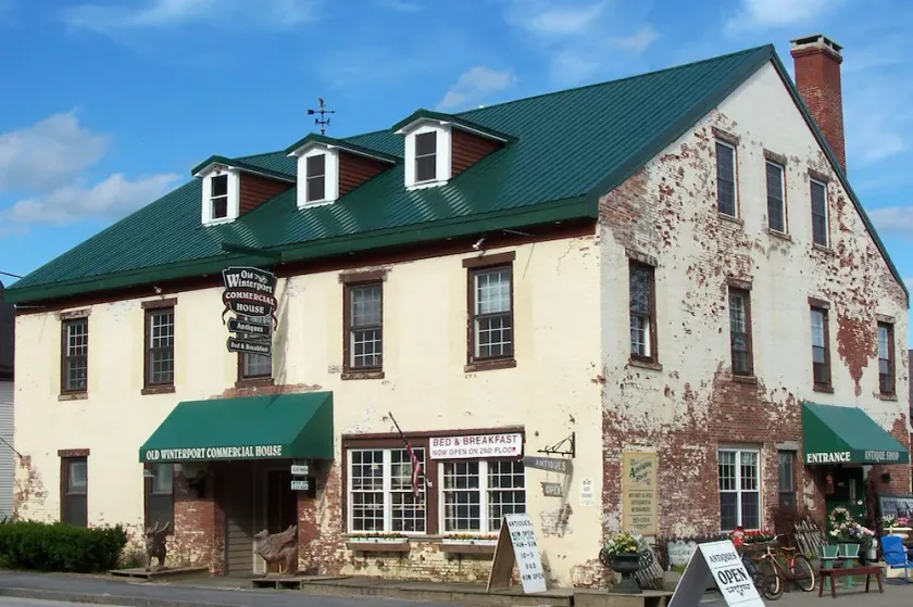 Old Winterport Commercial House - Image 1
