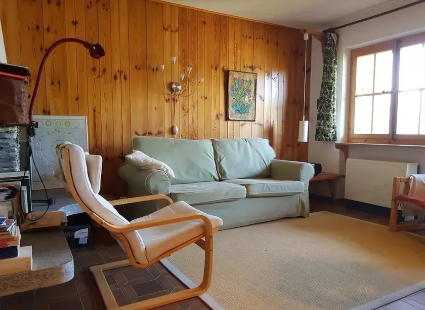 Outside : 3-room flat for 4 persons on the 2nd floor, large balcony with garden furniture -Inside : - Image 1