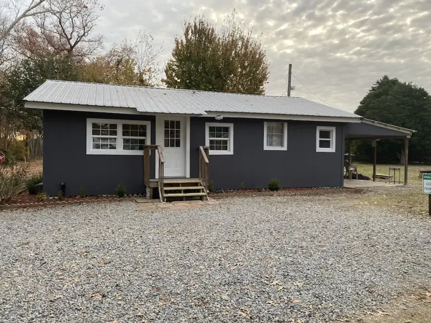 Private Country Farmhouse - Image 1
