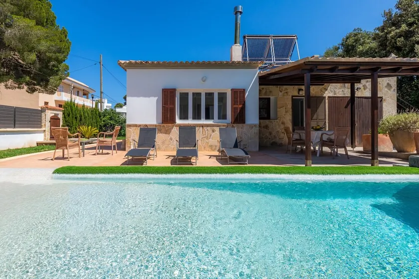 Maison de vacances \"Sa Gola\" avec piscine privée, terrasse, vue sur les montagnes et Wi-Fi - Image 1