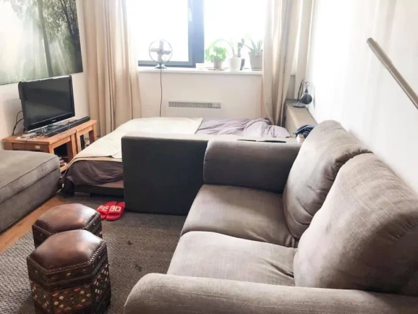 Jolie studio spacieux sur Warnerville avec cuisine aménagée. - Image 1