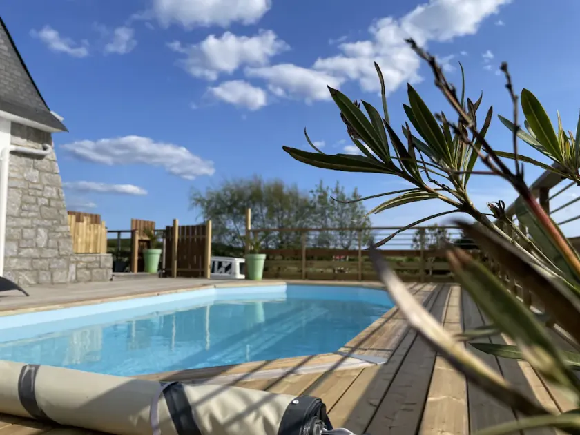 Quai 20 : House with swimming pool sleeps 10 by the sea - Image 1