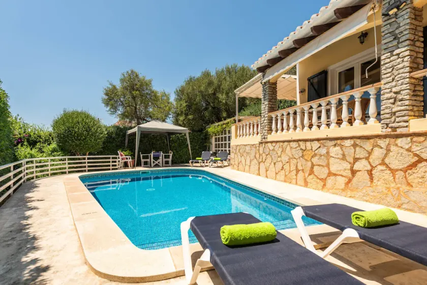 Villa Mari - Con Piscina Privada Y Jardin En Calan Porter - Image 1